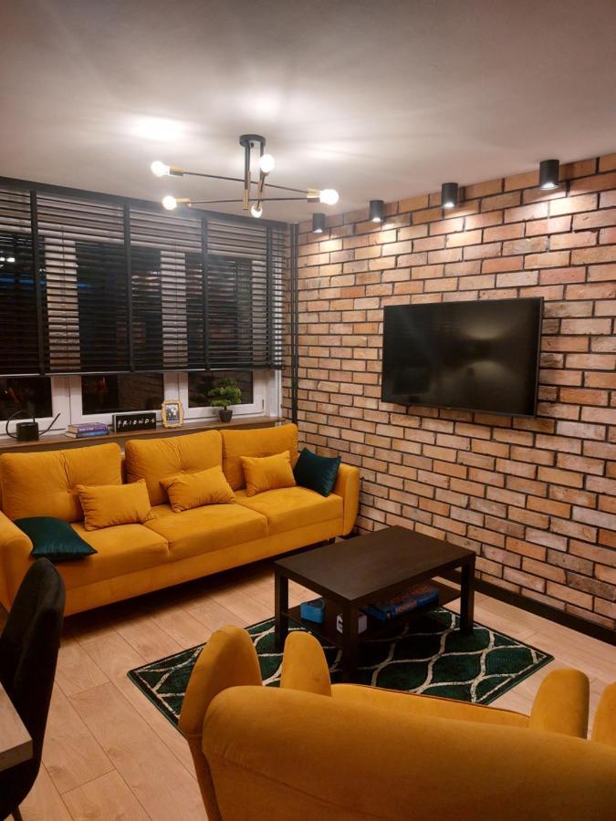 דירות גורז'וב ווילקופולסקי Friends House מראה חיצוני תמונה